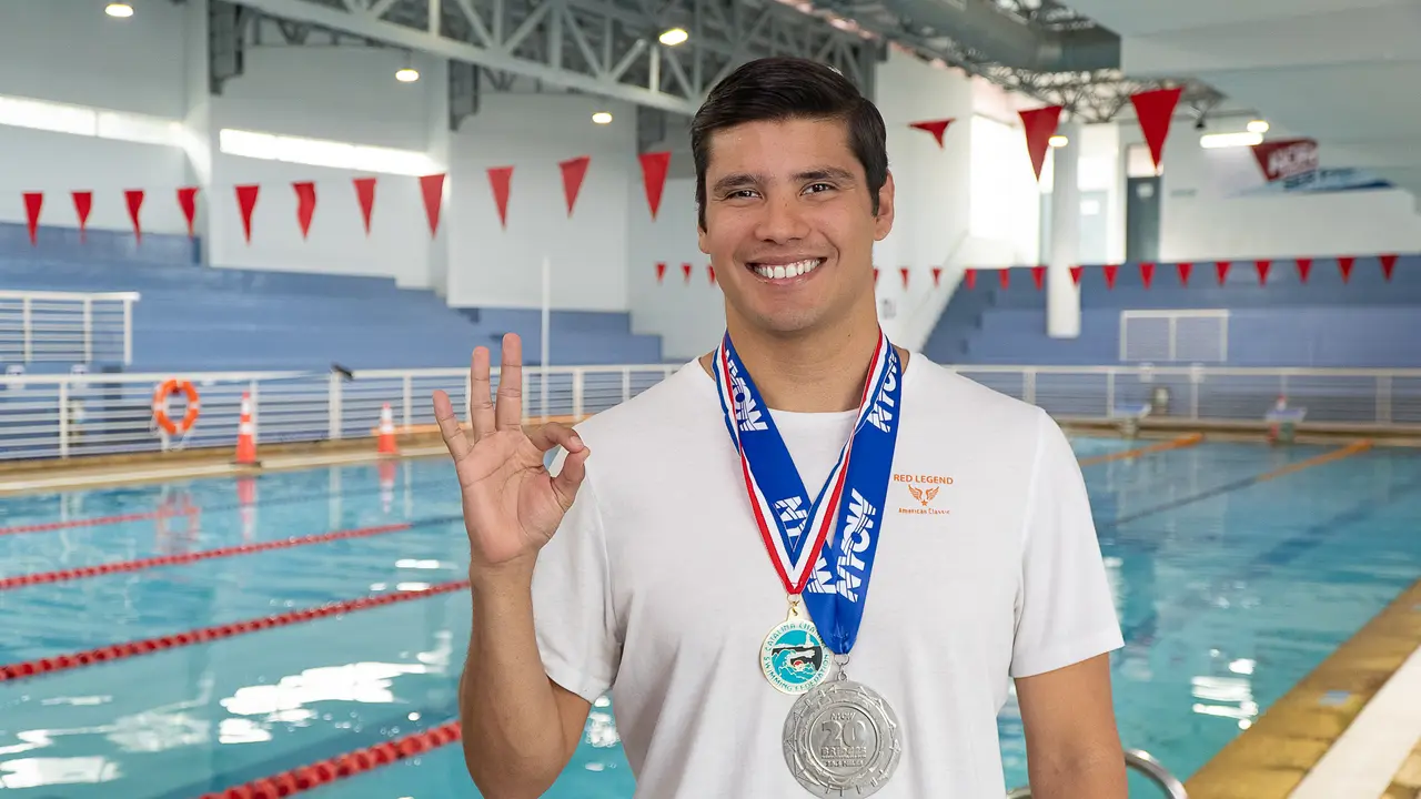 241127 Sebasti&aacute;n Gonz&aacute;lez Nadador Orgullo Antofaga sta-3